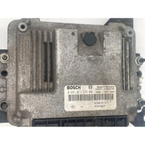 Calculateur calculateur moteur  Renault Megane 0281011275 8200391971 8200269879