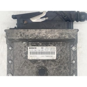 Unité de commande moteur  module ecu Renault espace i 7700107258 7700868305 0281001590