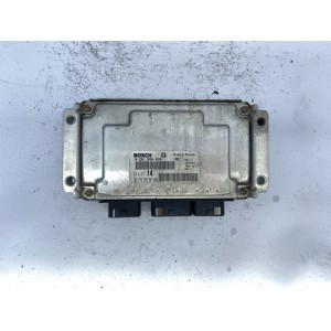 Calculateur moteur xsara picasso 1.6 -décodé -bosch m7.4.4 0261206633 / 9637839580