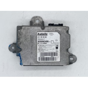 CALCULATEUR AIRBAG RENAULT CLIO 3 - 611023300 8200963406