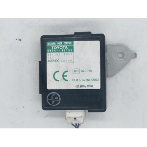 BOITIER DE FERMETURE TOYOTA RAV 4 II 2.0 - 89741-42151